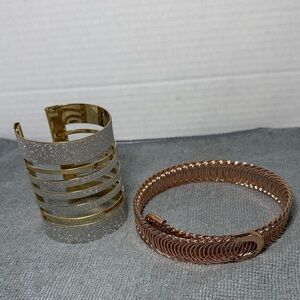 Chic Gold and Silver Bracelet  Necklace Duo